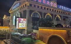 夏日的公交车小将媛媛说